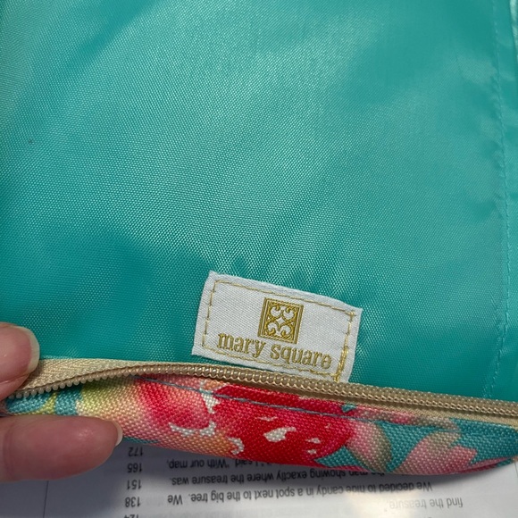 Floral Bible Cover - Picture 7 of 10